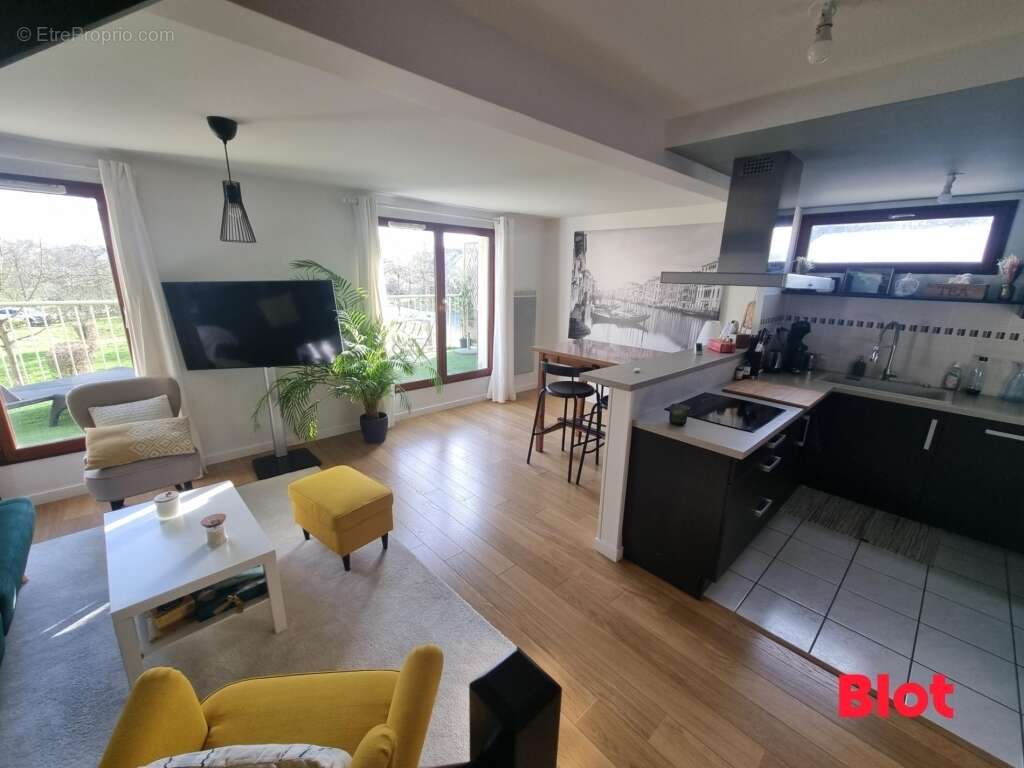 Appartement à PACE