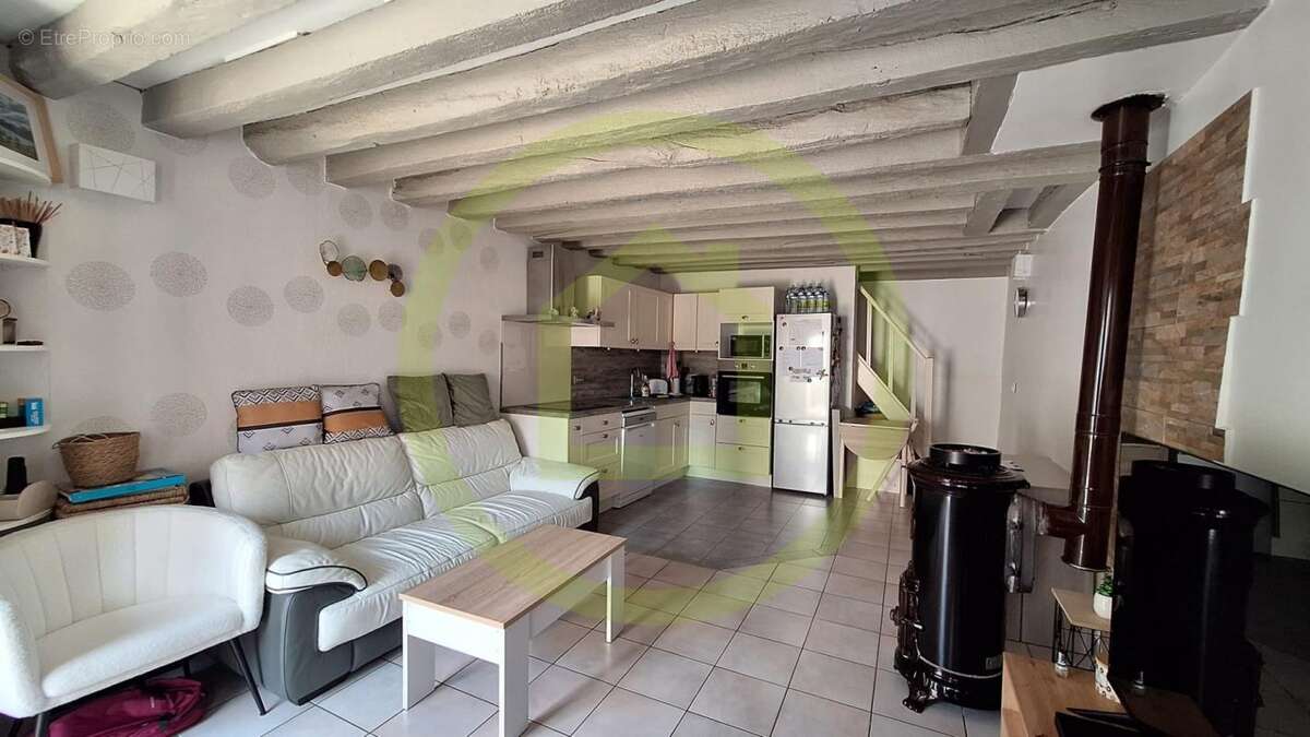 Maison à QUINCY-VOISINS