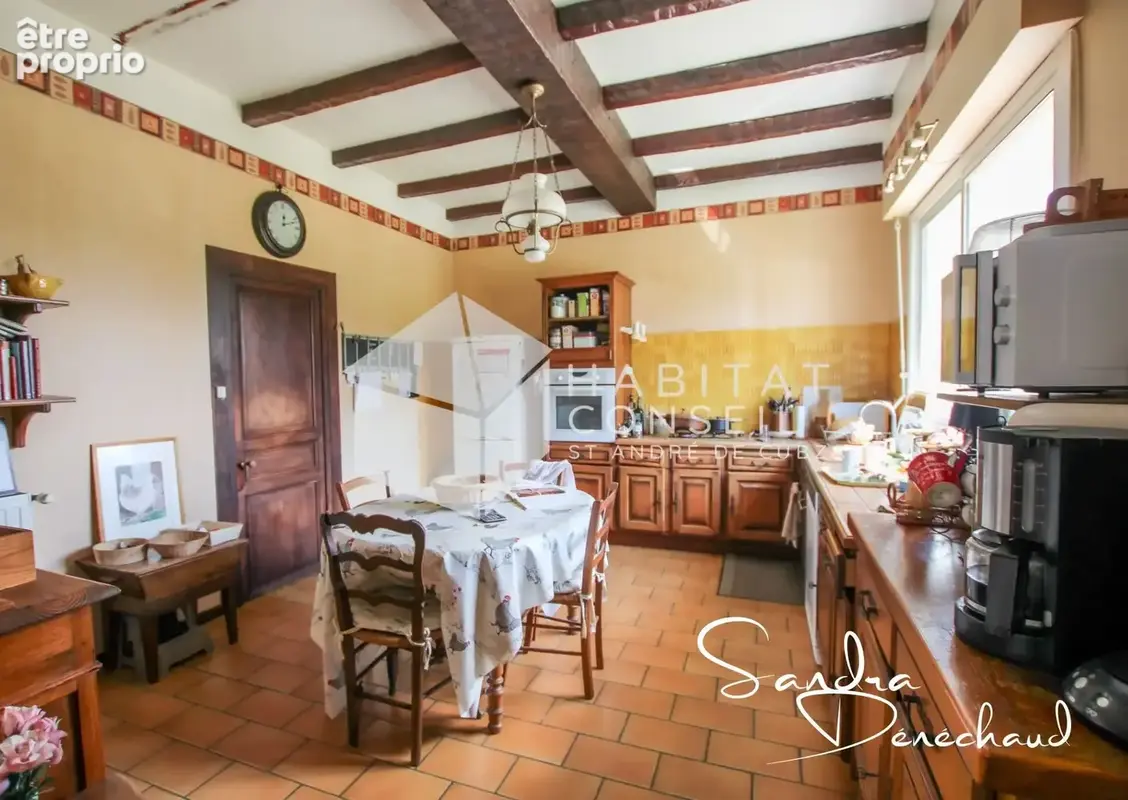 Maison 6 pièces 176 m² à vendre à Bourg (33710) - photo 6