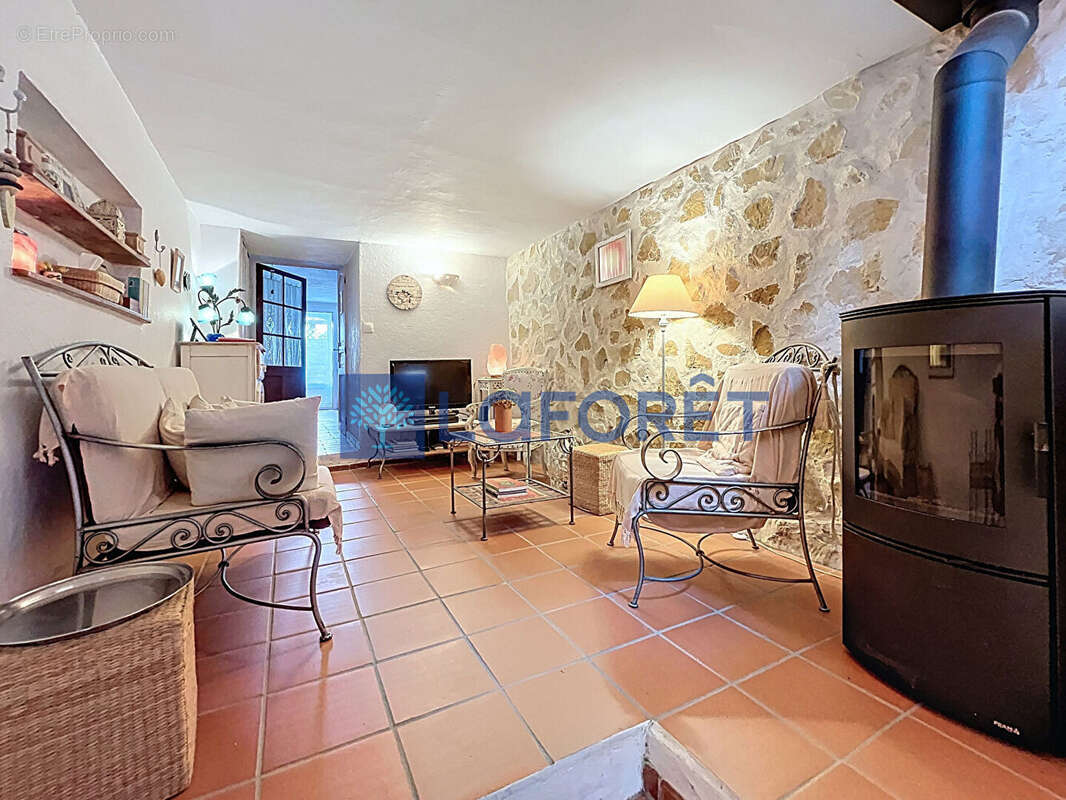 Maison à SIX-FOURS-LES-PLAGES