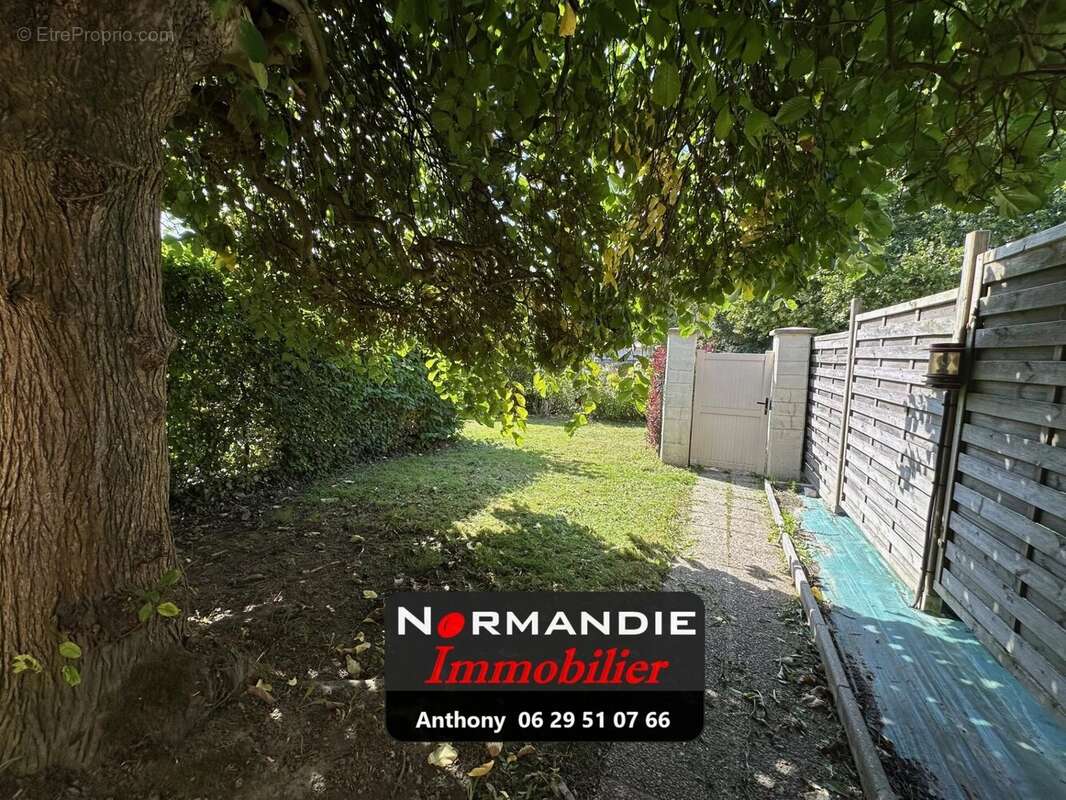 Appartement à LILLEBONNE