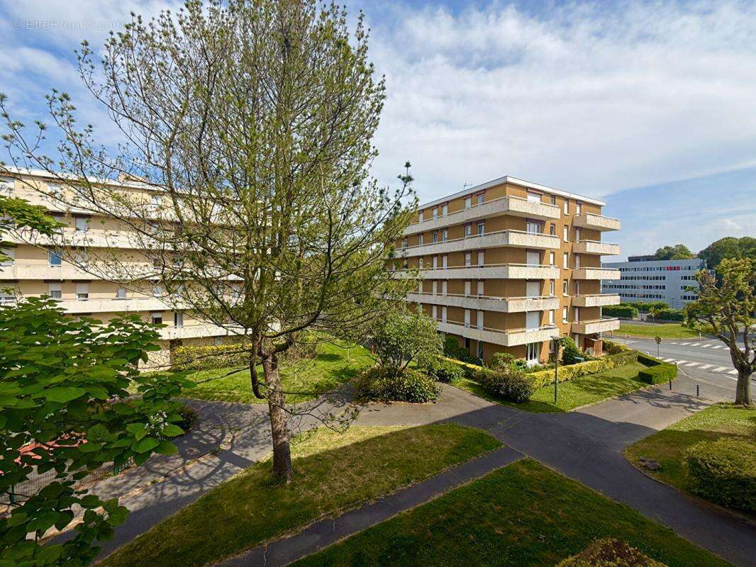 Appartement à HEROUVILLE-SAINT-CLAIR