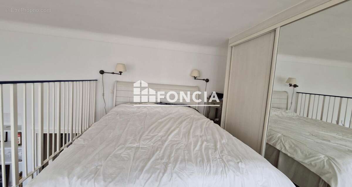 Appartement à PARIS-14E