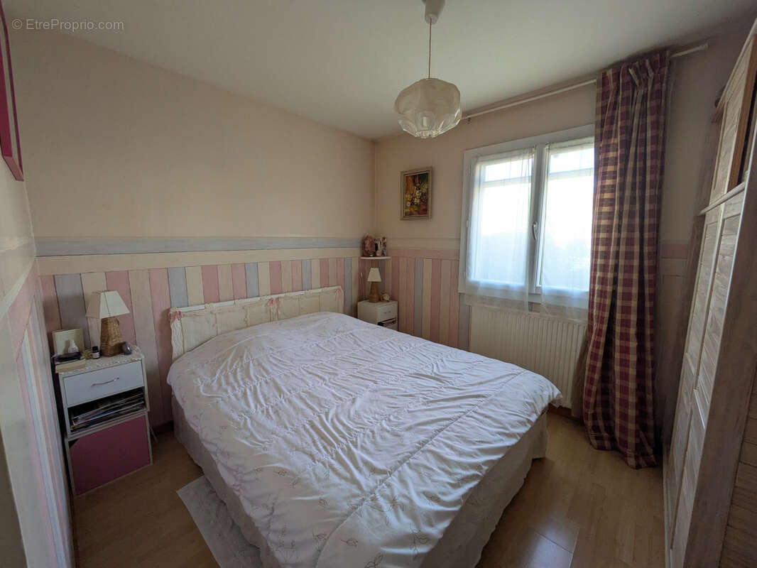 Maison à SAINT-VICTOR