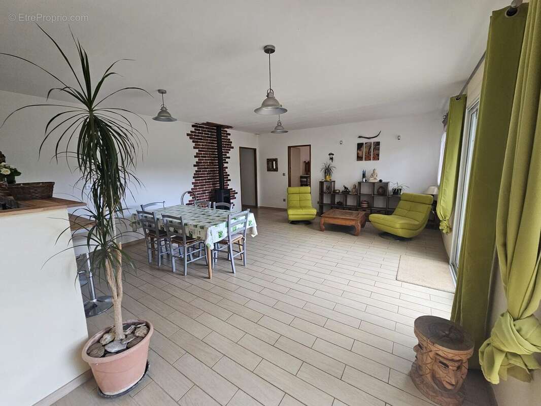 Maison à SAINT-ANDRE-DE-ROQUEPERTUIS