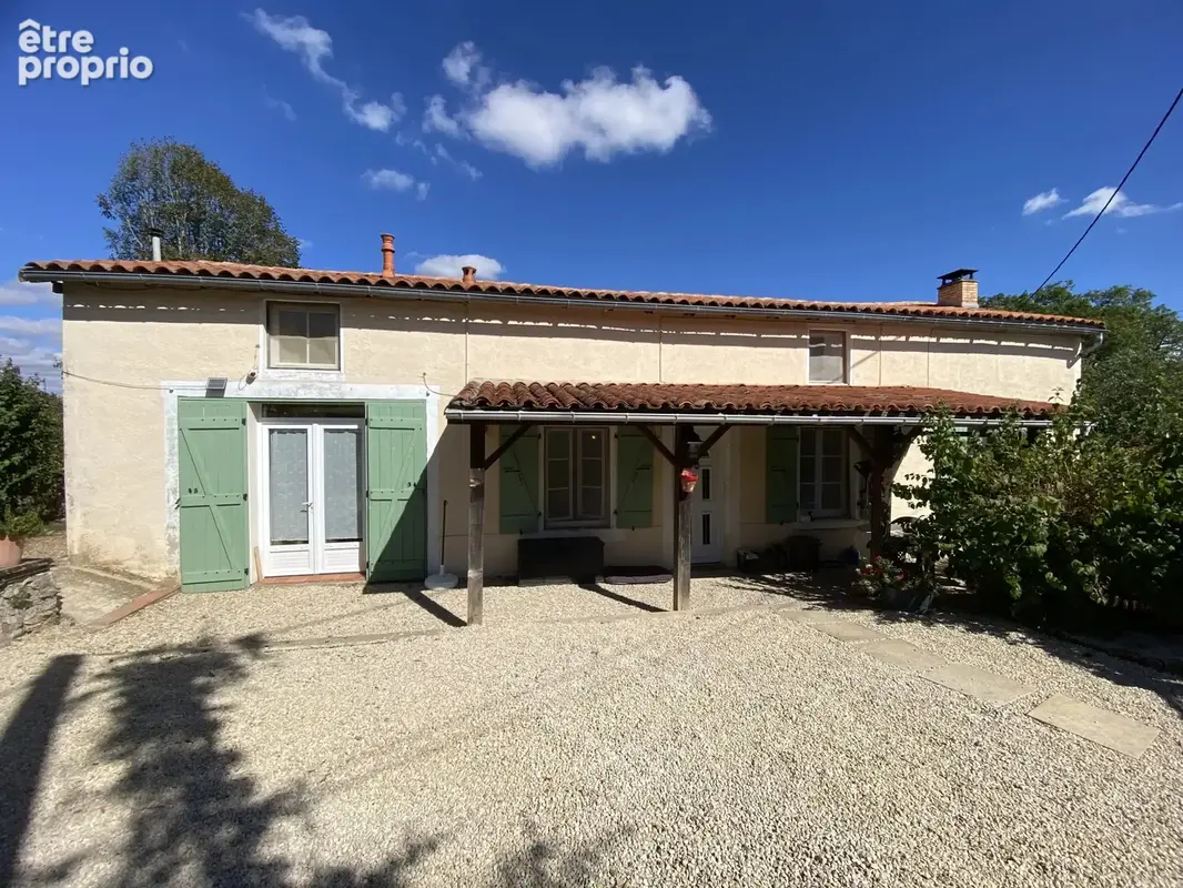 Photo Maison à Le Bouchage au prix de 152 600€