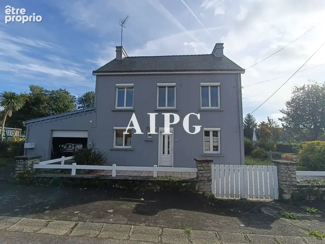 Plouray, maison à vendre - photo 1
