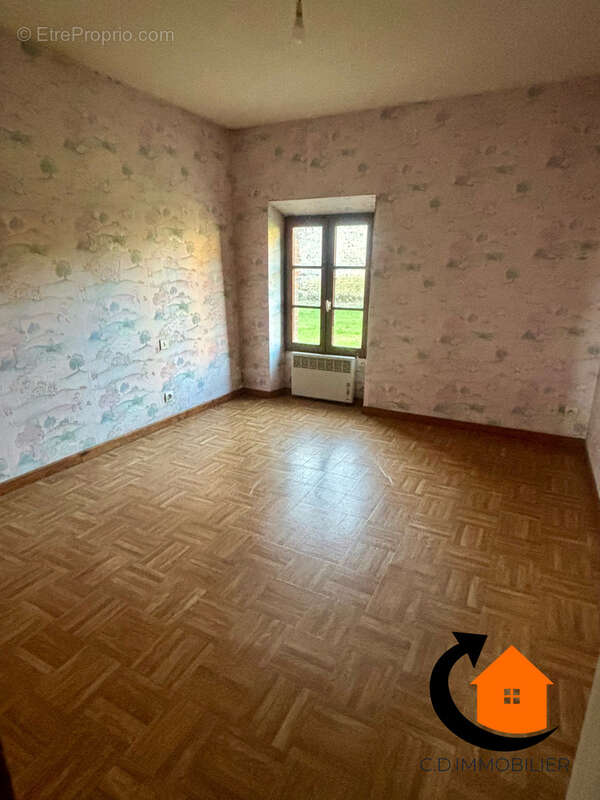 Situé à 5 km de LA LOUPE - photo 8