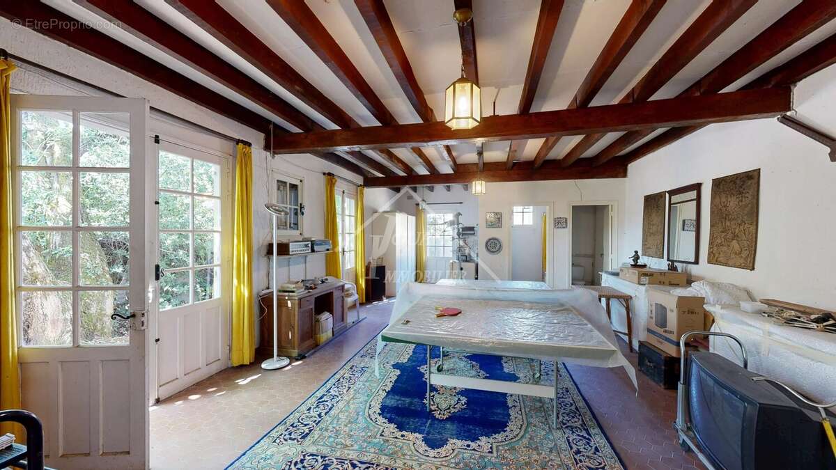 Ancienne maison de maître Bourbonnaise – 280 m² habitables avec dépendances et verger SAINT-HILAIRE - photo 14