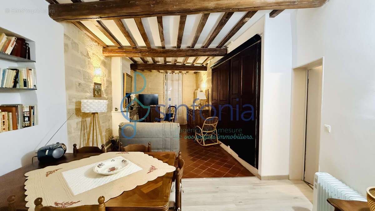 Appartement à UZES
