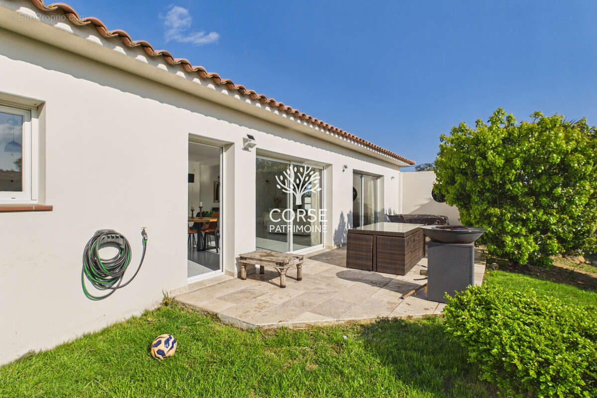 Maison à PORTO-VECCHIO