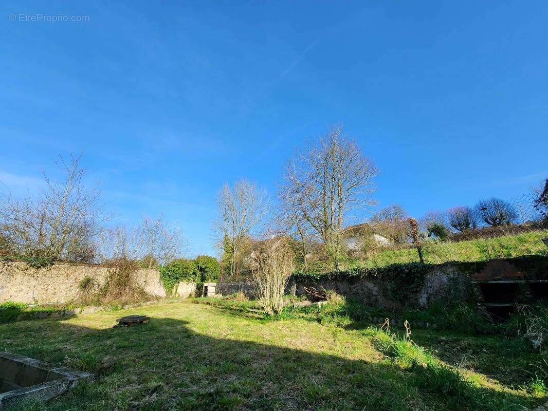 Maison à MONDOUBLEAU