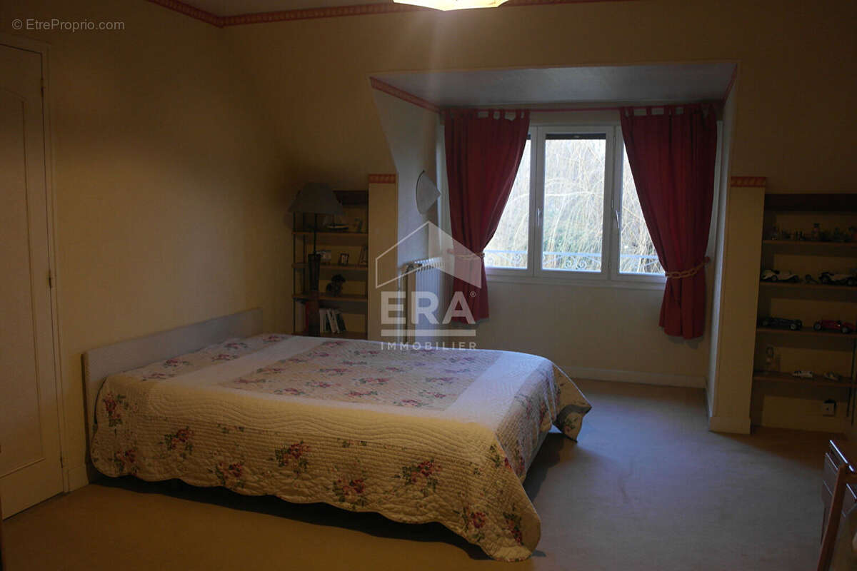 Maison à ANIZY-LE-CHATEAU