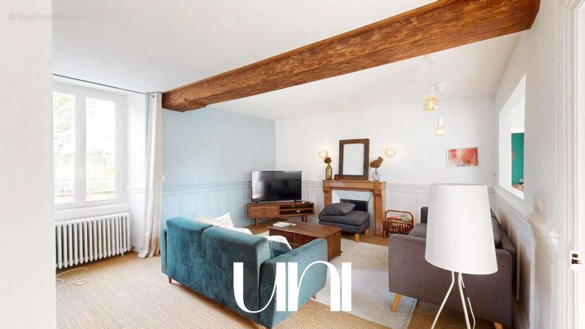 Maison à MEZIDON-CANON