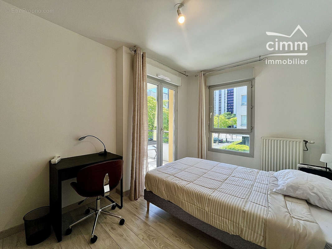 Appartement 79 m² à Grenoble  - photo 8