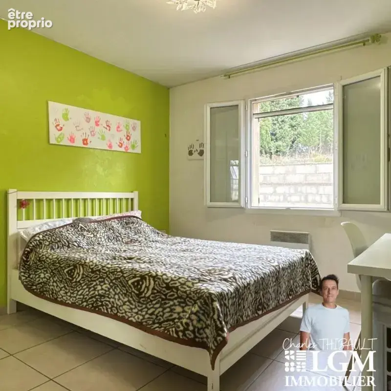 Montfrin – Villa de plain-pied avec piscine et vue dominante sans vis-à-vis - photo 10