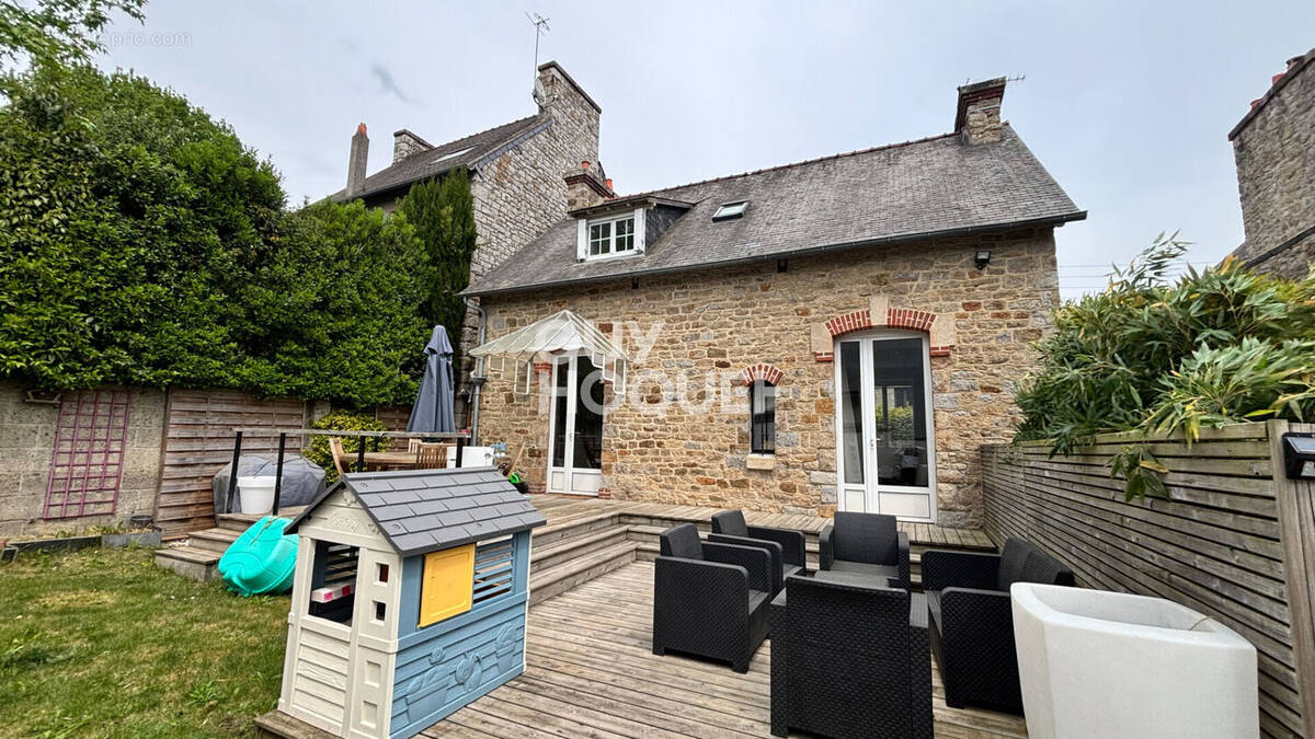 Maison à DINAN