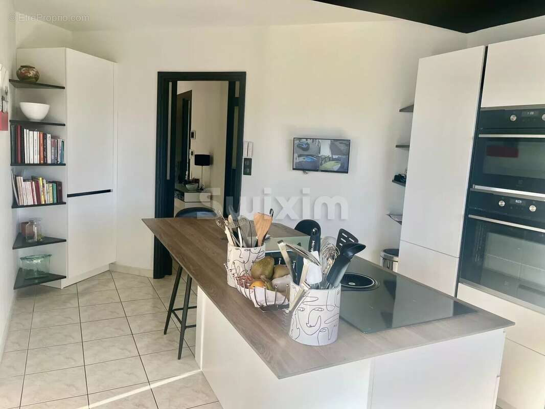 Maison à MONTELIMAR