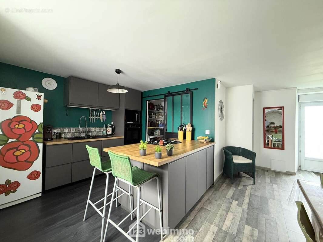 Maison à PLOUEGAT-MOYSAN