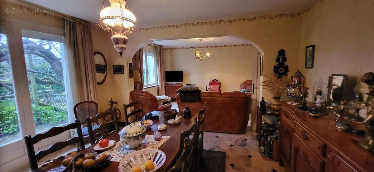 Maison 260 m² à Chatellerault  - photo 6