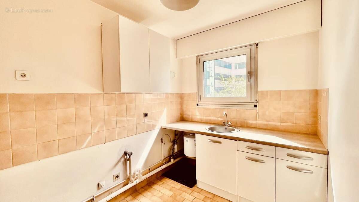 Appartement à LEVALLOIS-PERRET