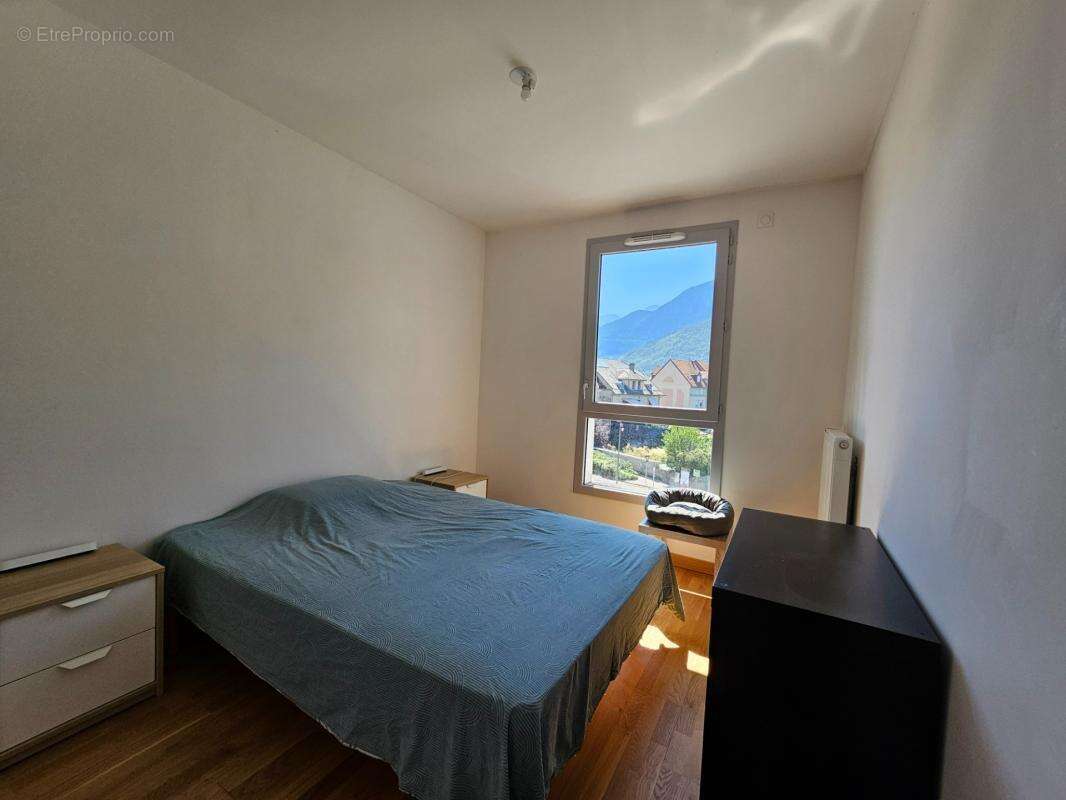 À vendre Bonneville – Superbe T3 récent de 60 m² avec terrasse, garage et vue montagnes (74) - photo 8