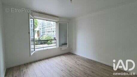 Photo 2 - Appartement à PARIS-20E