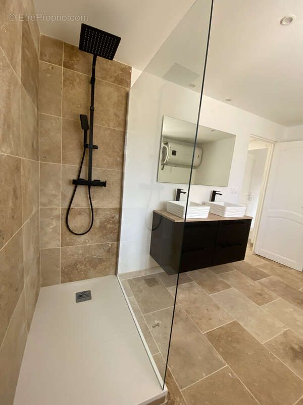 Maison à NANS-LES-PINS