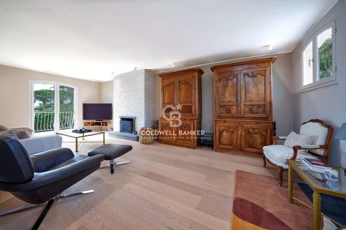 Maison à MOUGINS