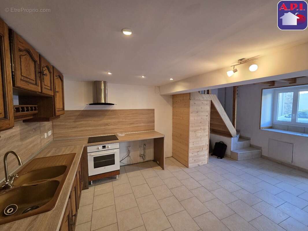 Maison 76 m² à Luzenac  - photo 6