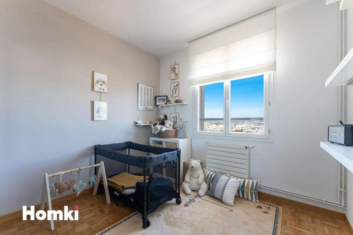 Appartement à MARSEILLE-8E