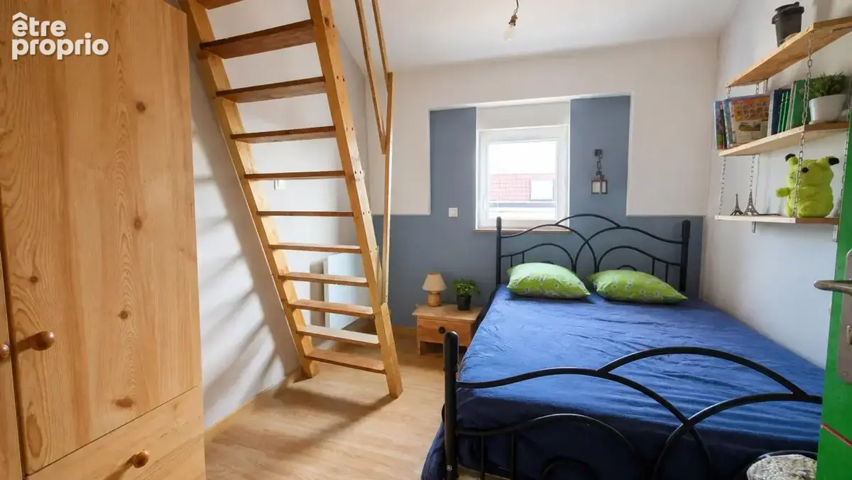 Maison 130 m² à Estaires  - photo 6