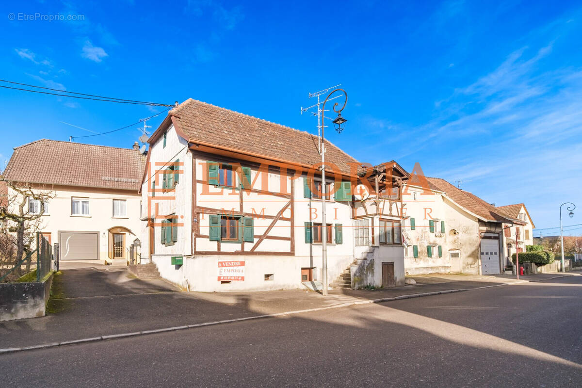 Maison à DANNEMARIE