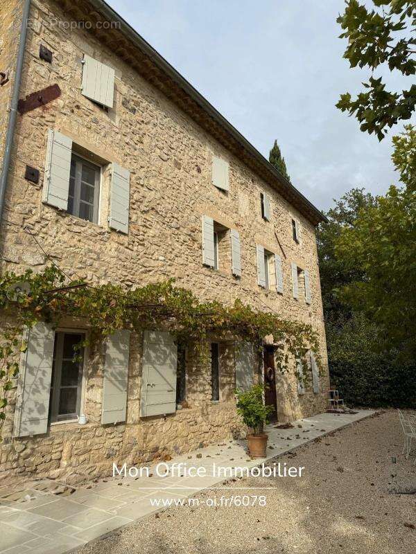Maison à ROUSSILLON