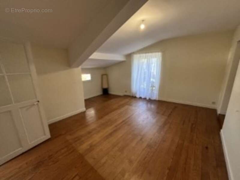 Appartement à USTARITZ