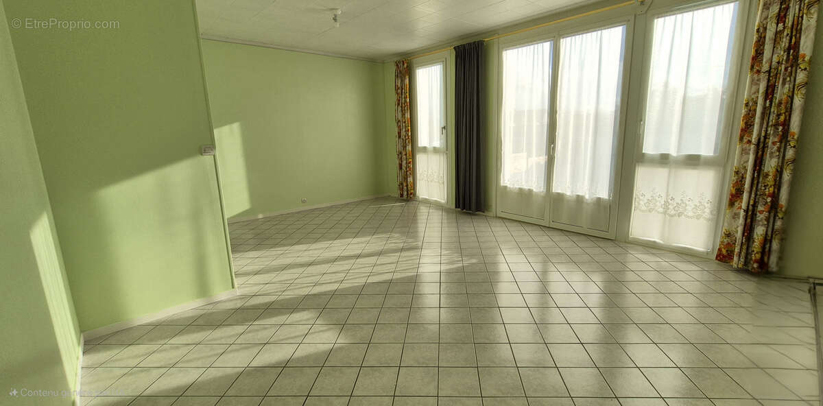 Maison à BRETTEVILLE-SUR-ODON