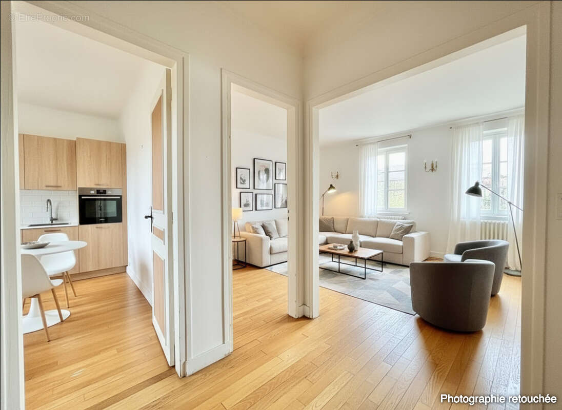 Maison à VERRIERES-LE-BUISSON