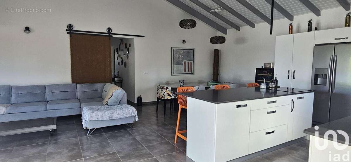 Maison 120 m² à Saint-Francois  - photo 8