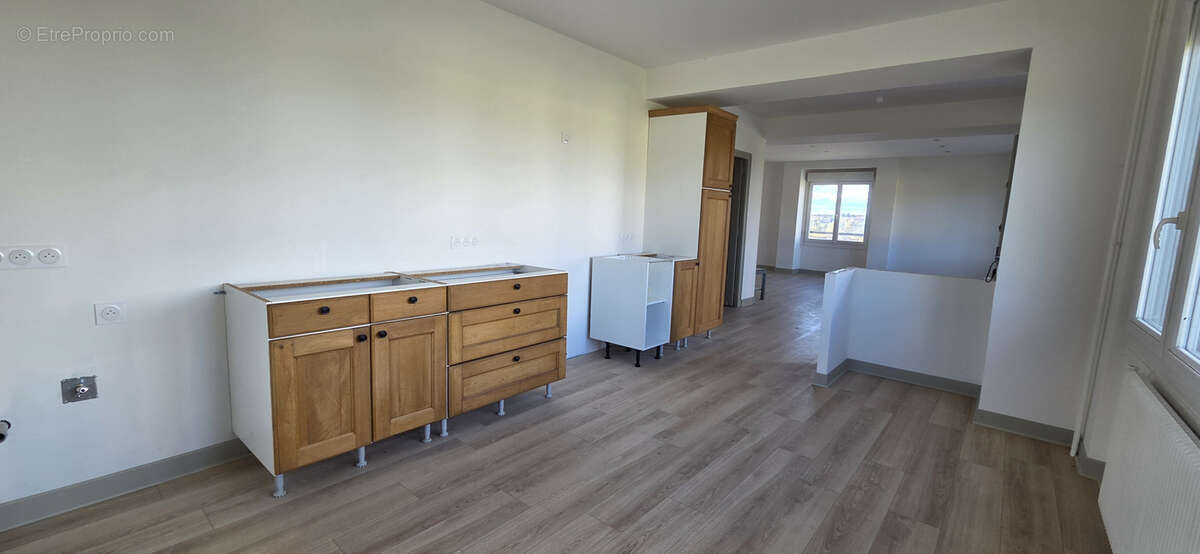 Appartement à LUBERSAC