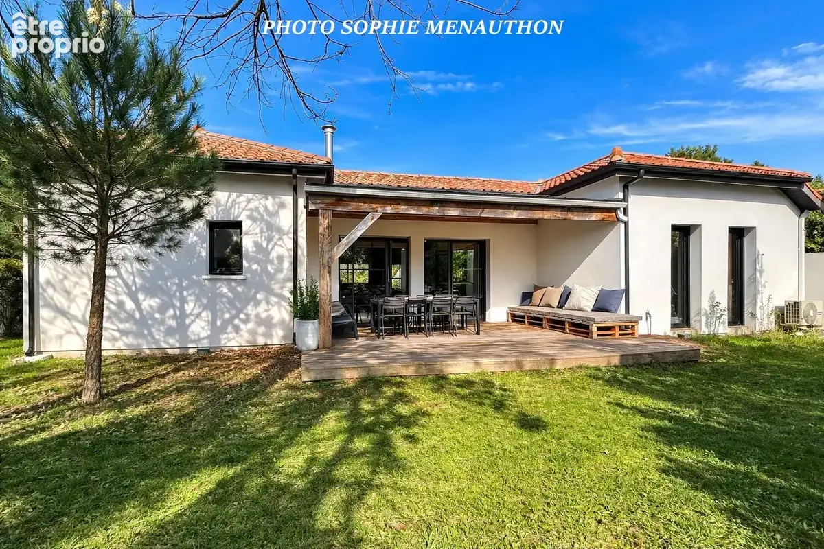 Maison de plain pied de type t6 de 125 m2 sur une parcelle de 630 m2 - photo 3