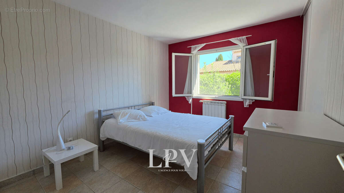 Maison coup de cœur de plain-pied à Teyran   volumes, confort et jardin arboré - photo 10