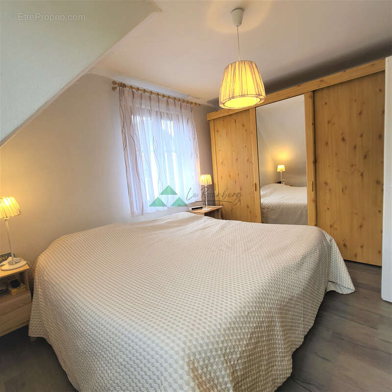 Quartier idéal, maison accolée 6 pièces de 108 m2 - photo 4