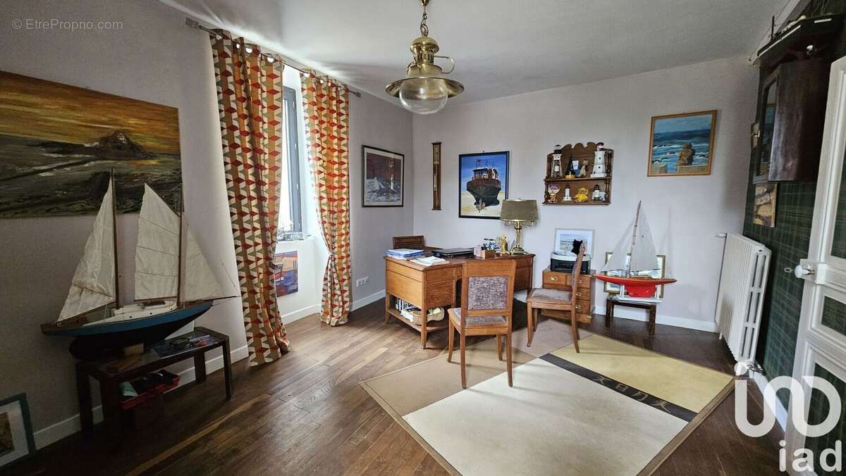 Photo 4 - Maison à BESSE