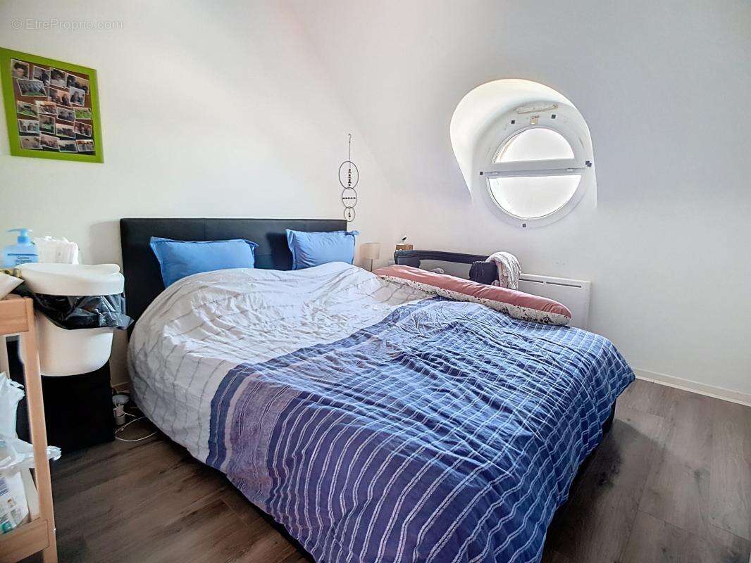 Appartement à LA MEZIERE