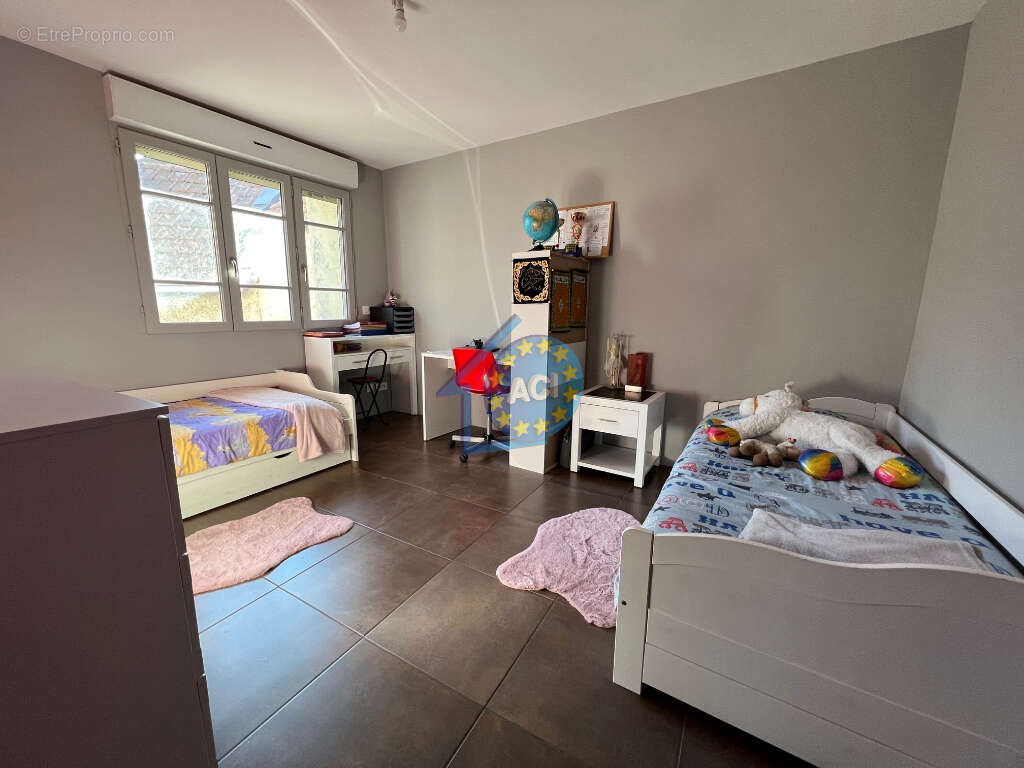 Appartement à MANTES-LA-JOLIE