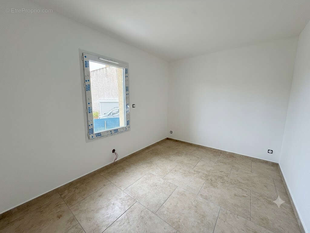 Maison Saint Maximin La Sainte Baume 4 pièce(s) 80,82 m2 - photo 5