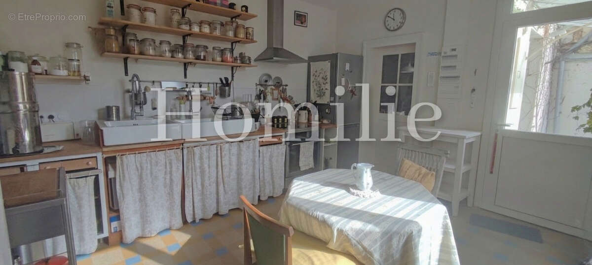 Maison à MONTRICHARD