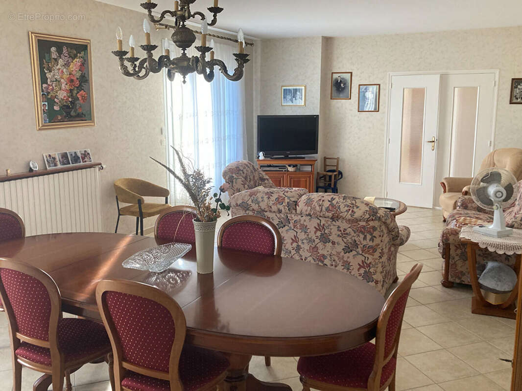Maison Corbas 6 pièce(s) 115 m2 - photo 8
