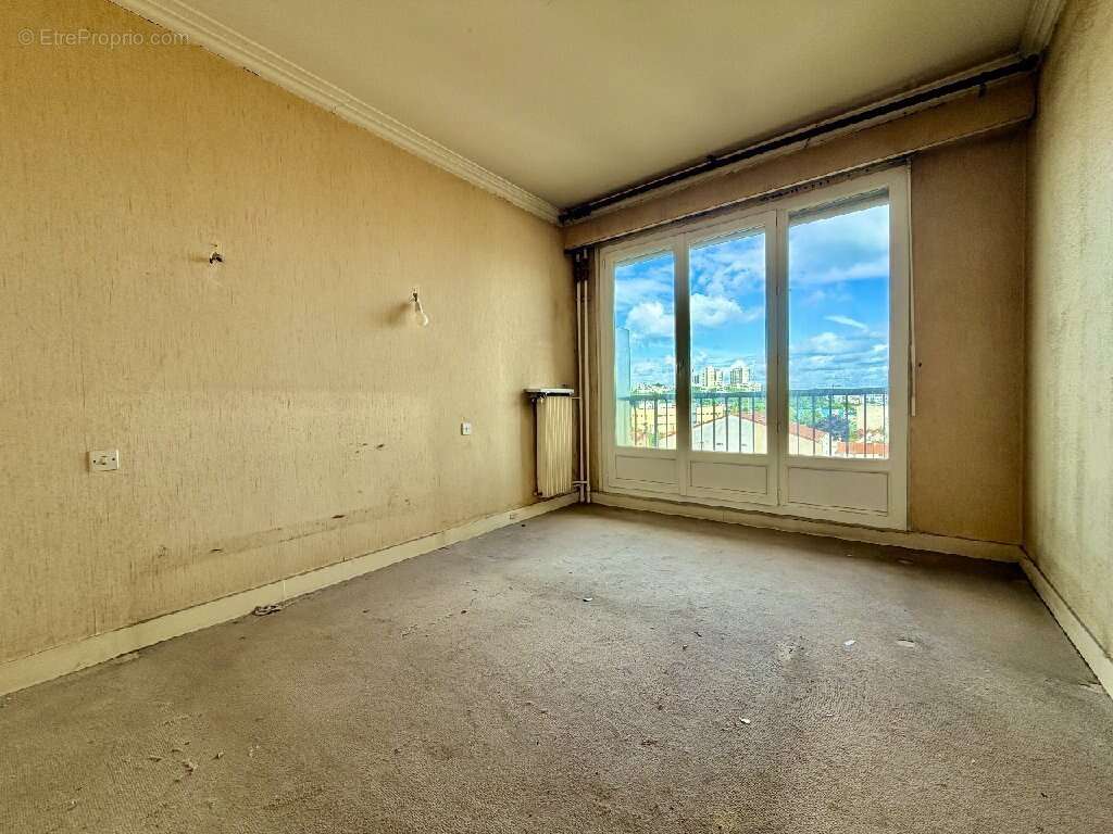 Appartement à ROSNY-SOUS-BOIS