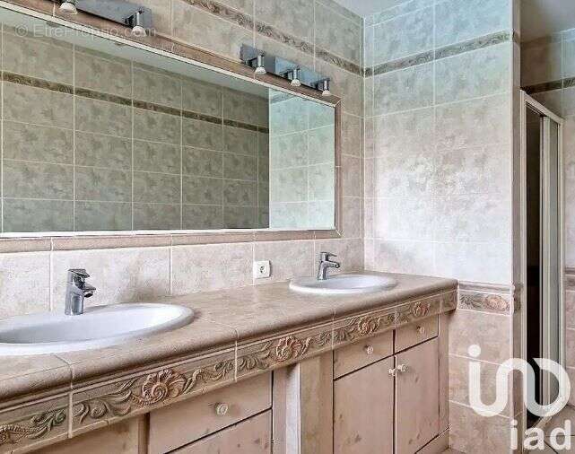 Photo 9 - Maison à MARTIGNAS-SUR-JALLE